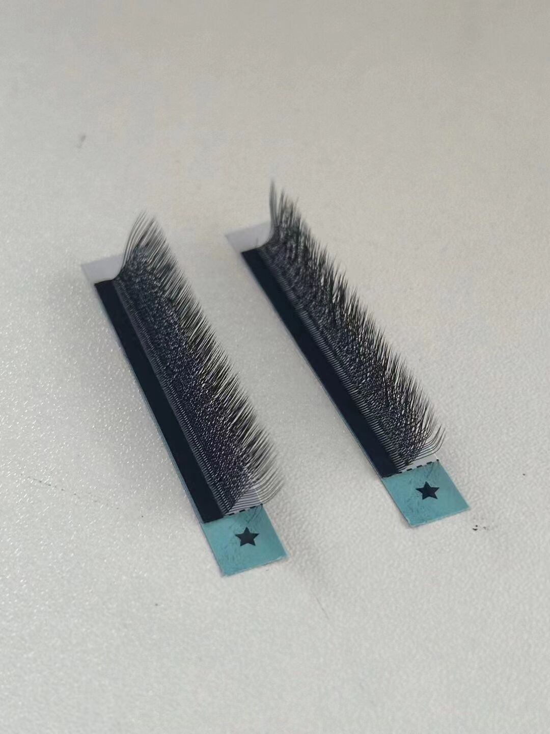 0.07 YY Eyelash Extension Tray 10 Rows